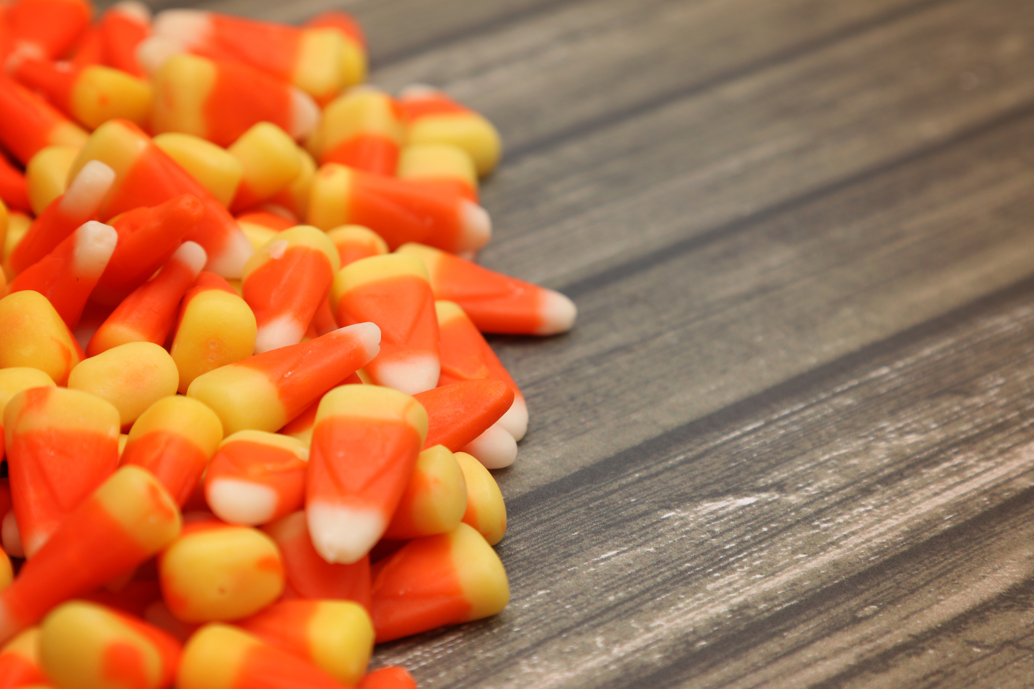 Halloween Candy: How to Enjoy It Without Damaging Your Teeth